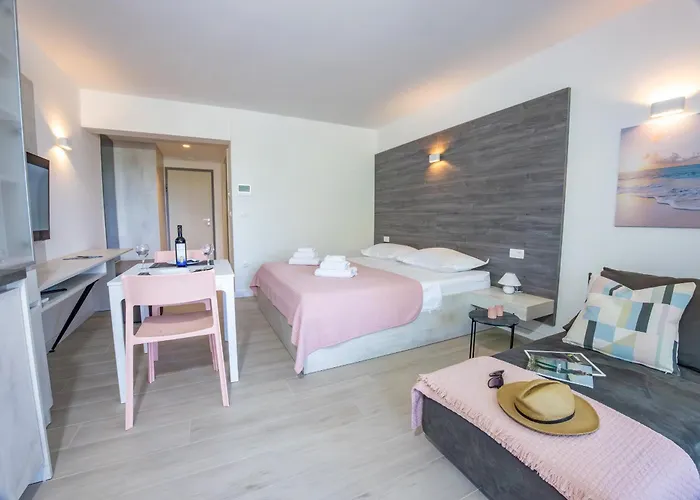 Apartment Beachfront Wave Srzic